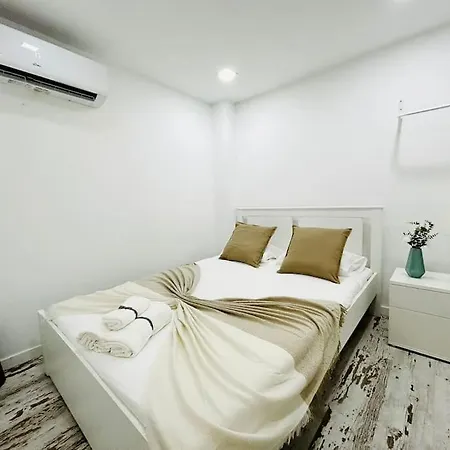 דירה Charm In Alfama